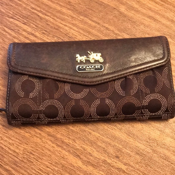 Coach Handbags - Coach Trifold Wallet
